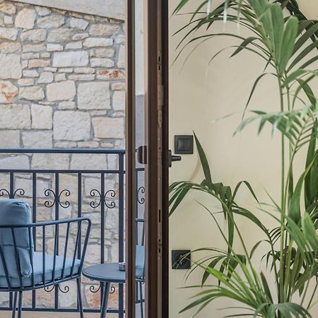 Achatis Suites Herszonisszosz Kültér fotó