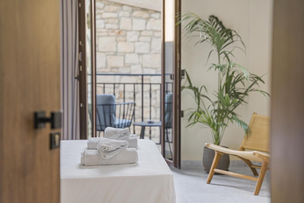 Achatis Suites Herszonisszosz Kültér fotó